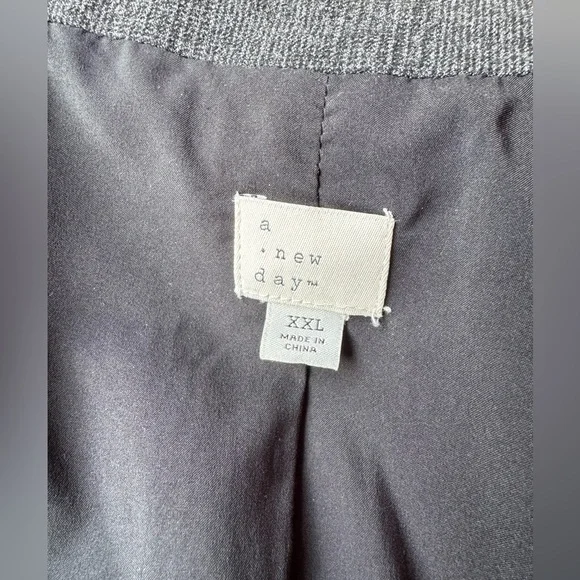 a new day Gray Blazer with Notched Lapel and Relaxed Fit - Picture 4 of 6